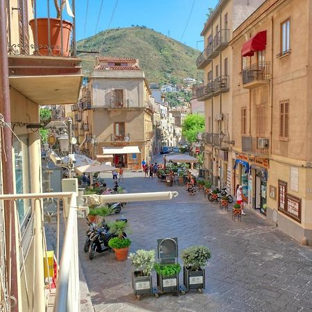 Porta Di Terra 'Luxury Suite ' Cefalù Exteriör bild